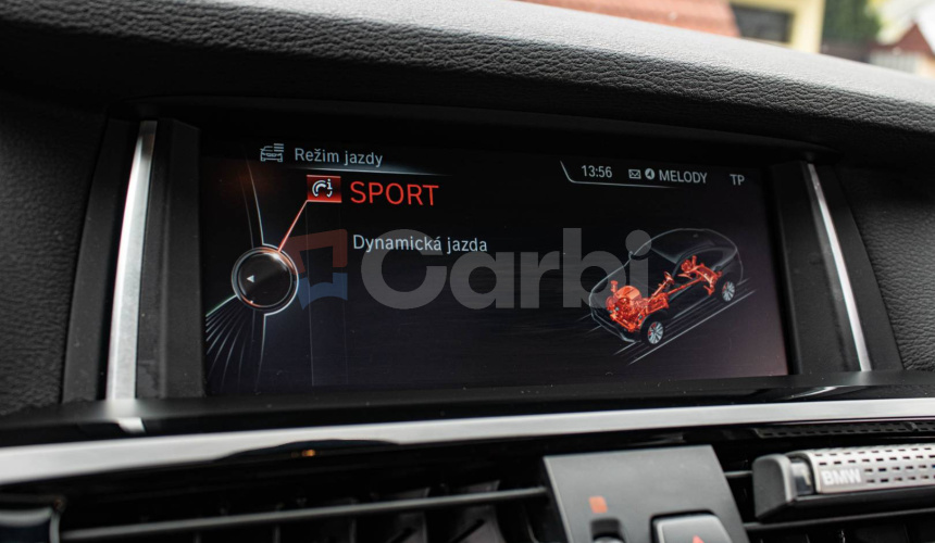 BMW X4 35d M Packet, Strešné okno, ACC, Harman Kardon, HUD, Ťažné