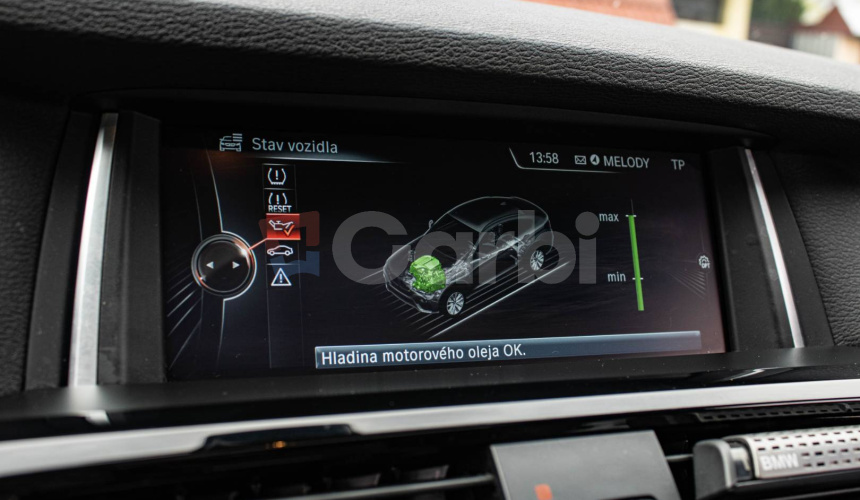 BMW X4 35d M Packet, Strešné okno, ACC, Harman Kardon, HUD, Ťažné