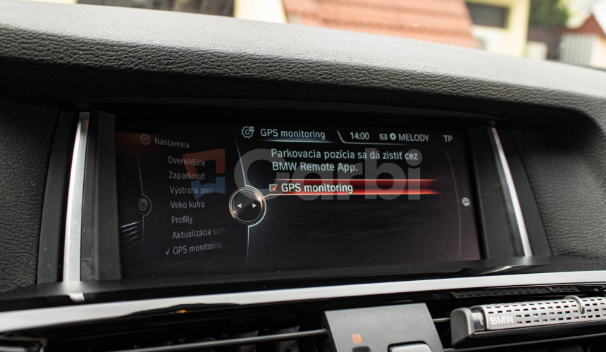 BMW X4 35d M Packet, Strešné okno, ACC, Harman Kardon, HUD, Ťažné