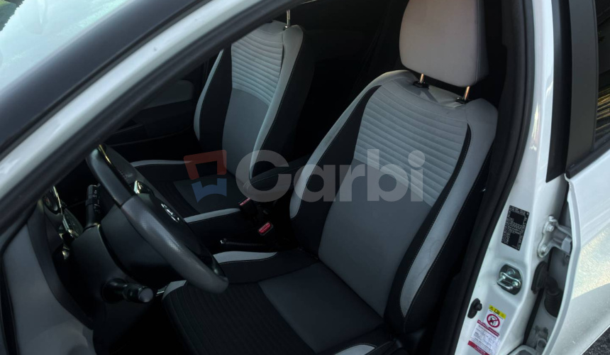 Toyota Yaris 1.5 Hybrid Style e-CVT