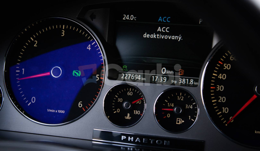 Volkswagen Phaeton 3.0 TDI V6 Tiptronic 4Motion WEBASTO, Dvojité sklá, masáž, ACC, vzduch