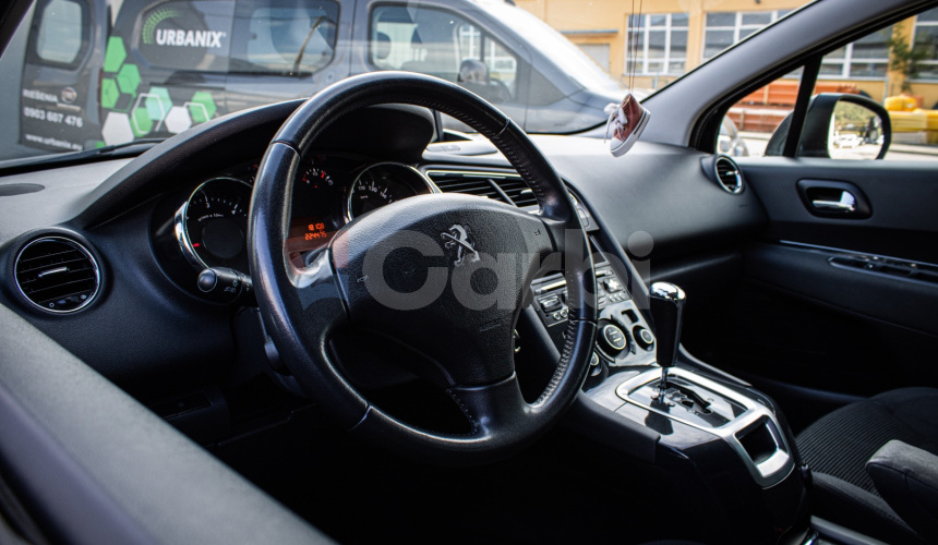 Peugeot 5008 7 miestny 1.6 HDI Automat, Navi