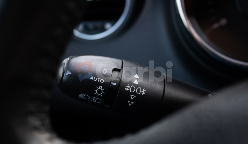 Peugeot 5008 7 miestny 1.6 HDI Automat, Navi