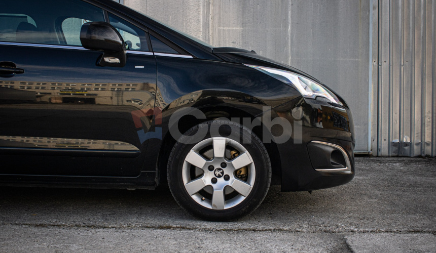 Peugeot 5008 7 miestny 1.6 HDI Automat, Navi