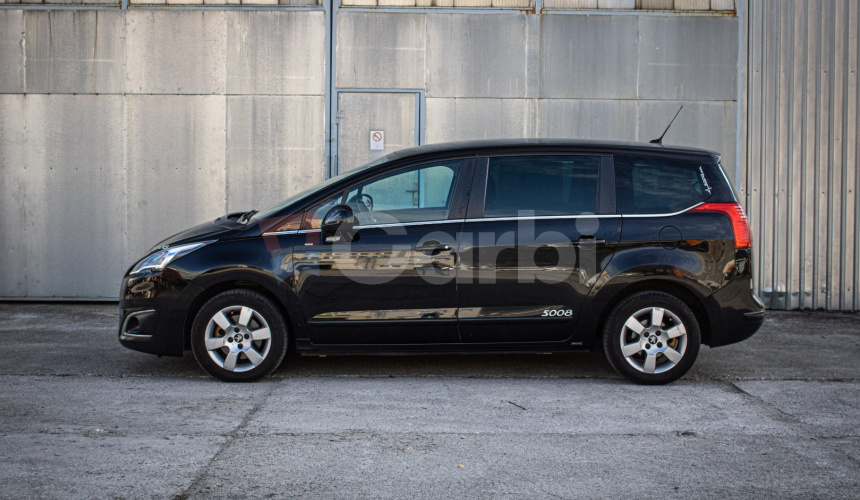 Peugeot 5008 7 miestny 1.6 HDI Automat, Navi