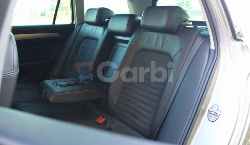Volkswagen Passat Variant 1.8 TSI BMT Highline DSG Business