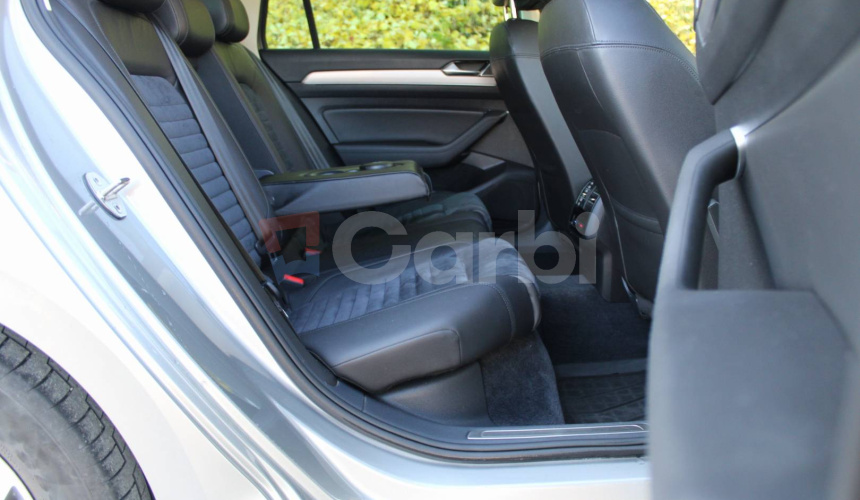 Volkswagen Passat Variant 1.8 TSI BMT Highline DSG Business