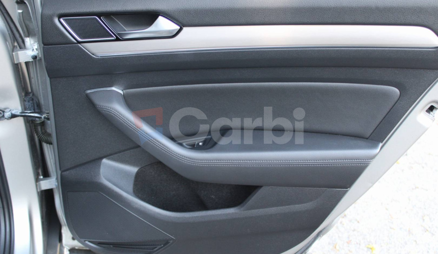 Volkswagen Passat Variant 1.8 TSI BMT Highline DSG Business