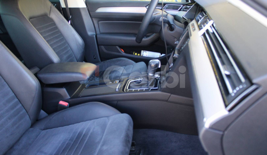 Volkswagen Passat Variant 1.8 TSI BMT Highline DSG Business