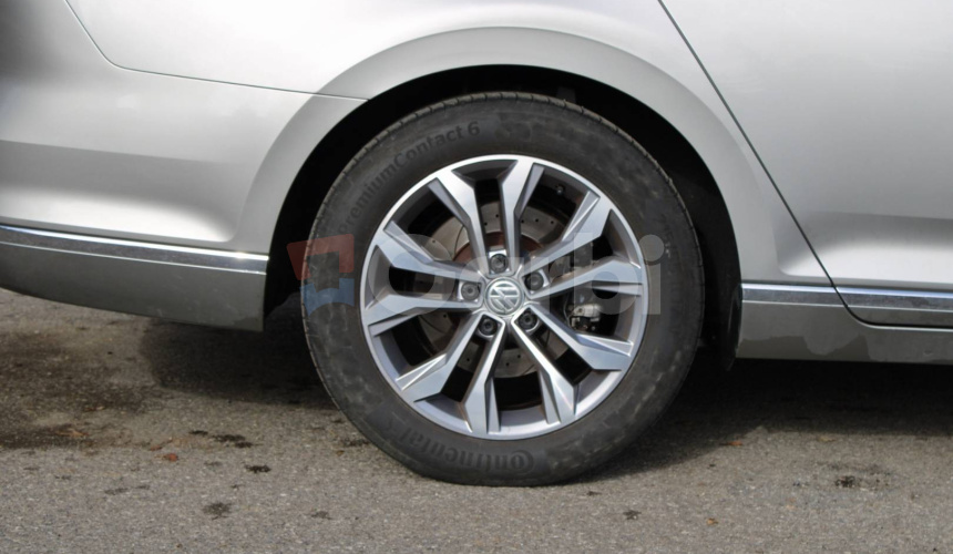Volkswagen Passat Variant 1.8 TSI BMT Highline DSG Business
