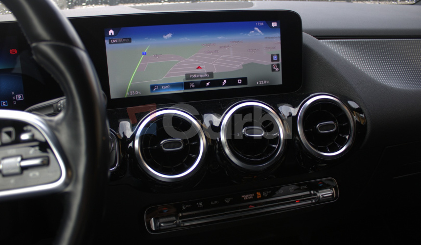 Mercedes-Benz GLA 200 d, AT8, 4MATIC 4x4