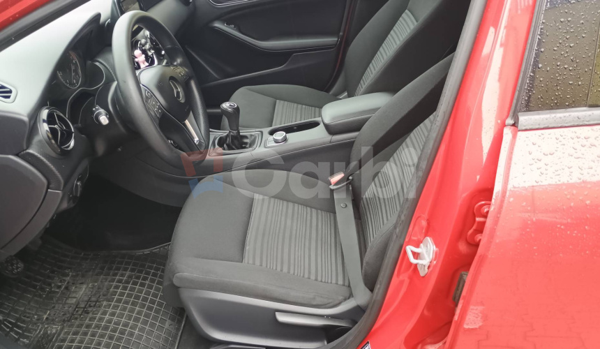 Mercedes-Benz A trieda 180 CDI BlueEFFICIENCY Style