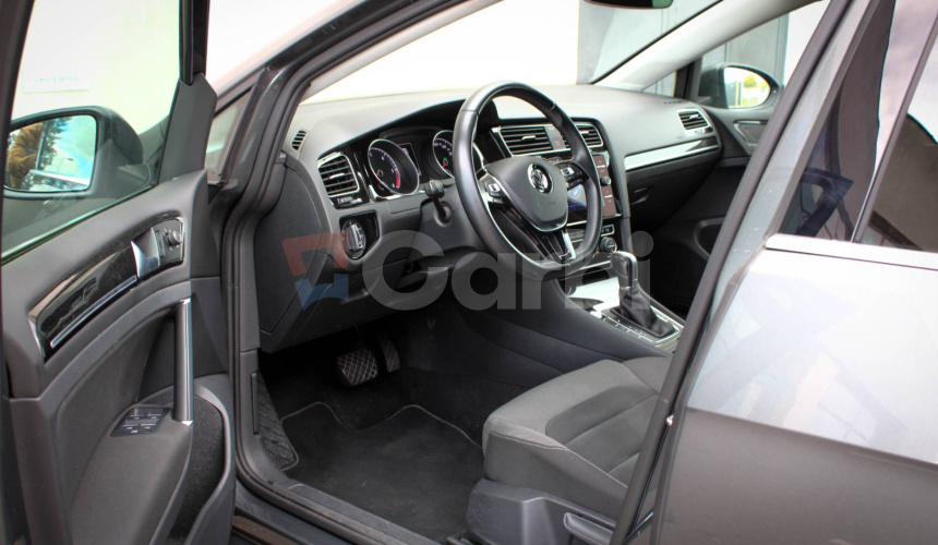 Volkswagen Golf Variant 2.0 TDI Highline DSG