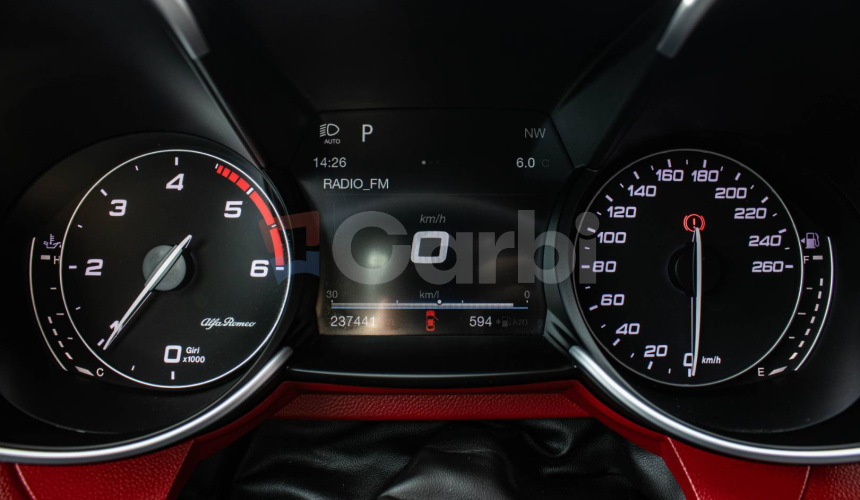 Alfa Romeo Giulia 2.2 Diesel 180 AT Super