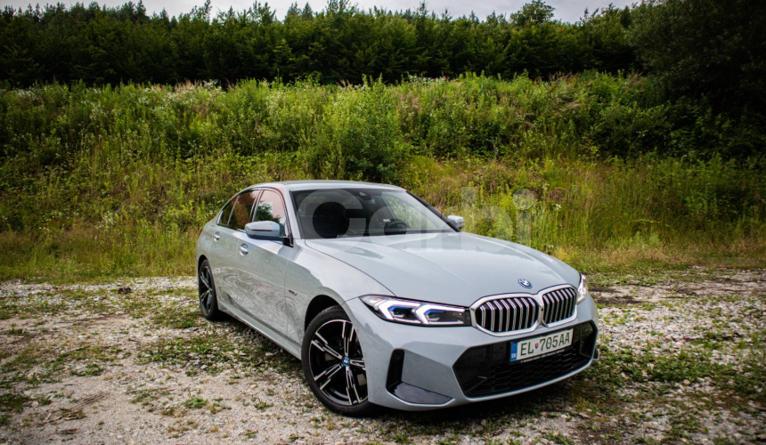 BMW Rad 3 330e PHEV A/T sedan