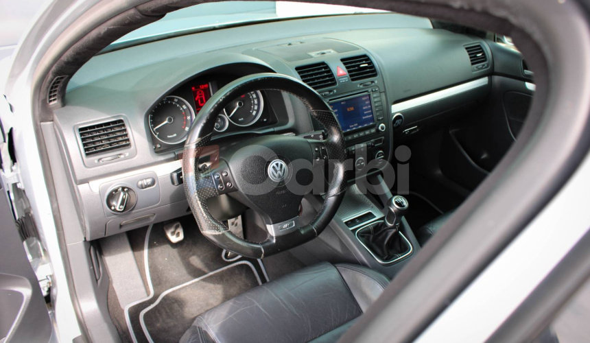 Volkswagen Golf R32 3.2 V6 4-Motion 184kW, M6 5d.