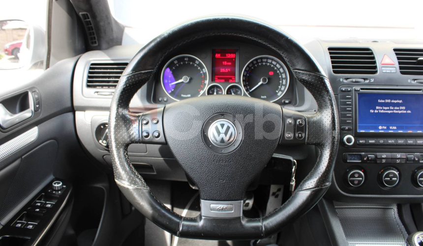 Volkswagen Golf R32 3.2 V6 4-Motion 184kW, M6 5d.