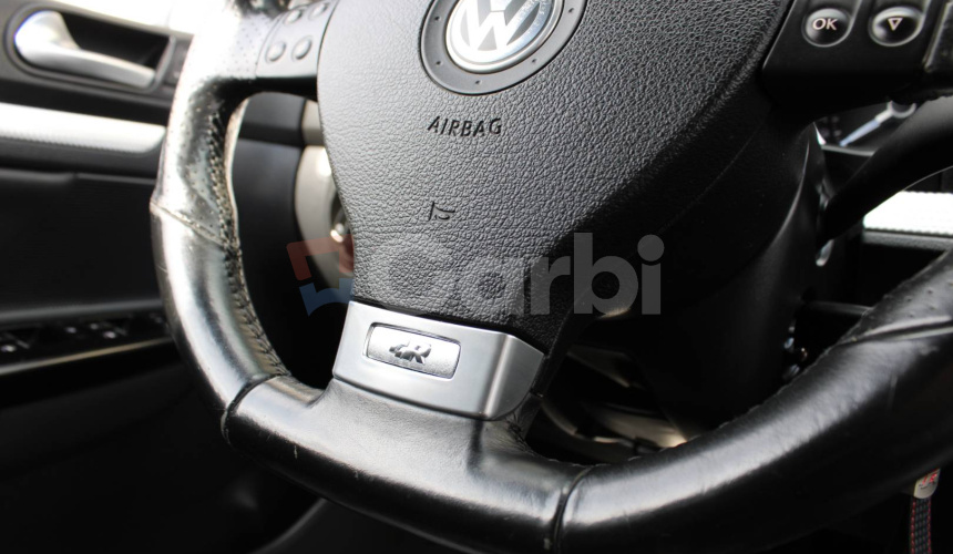 Volkswagen Golf R32 3.2 V6 4-Motion 184kW, M6 5d.