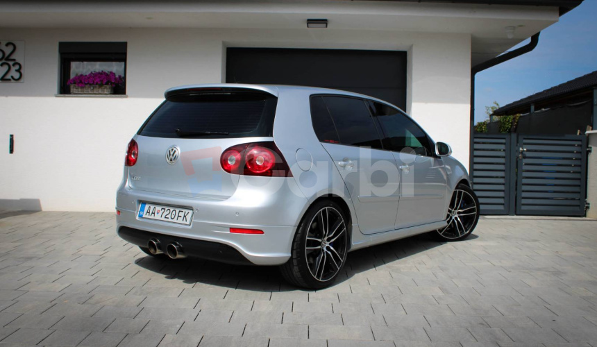 Volkswagen Golf R32 3.2 V6 4-Motion 184kW, M6 5d.