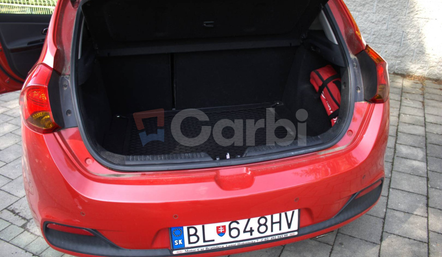 Kia Ceed 1.4 73kw, MT6, Gold