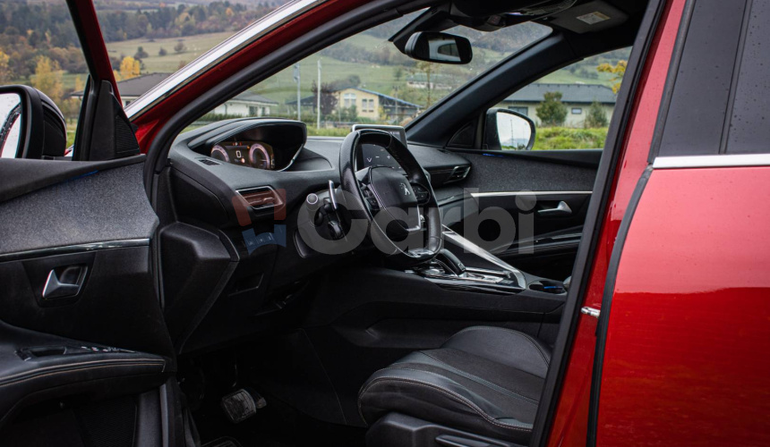 Peugeot 5008 1.6 PureTech 180K GT Line, 1. Majiteľ, Slovenské, I-cockpit, 7miestne