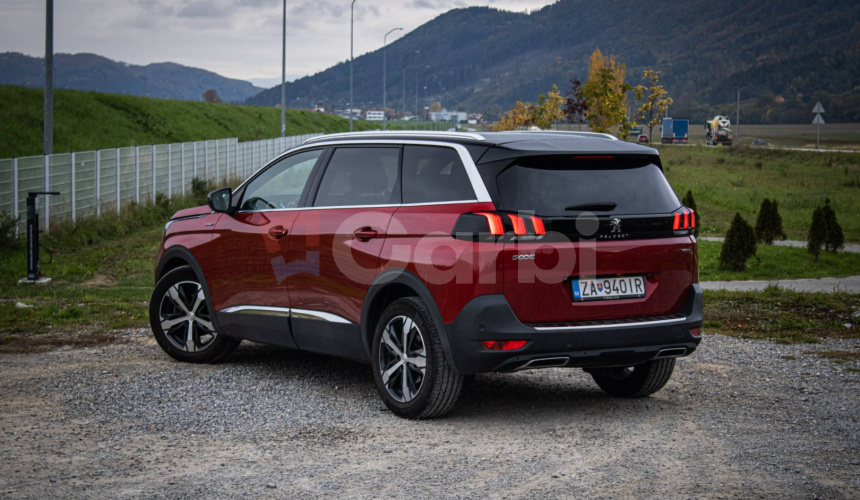 Peugeot 5008 1.6 PureTech 180K GT Line, 1. Majiteľ, Slovenské, I-cockpit, 7miestne