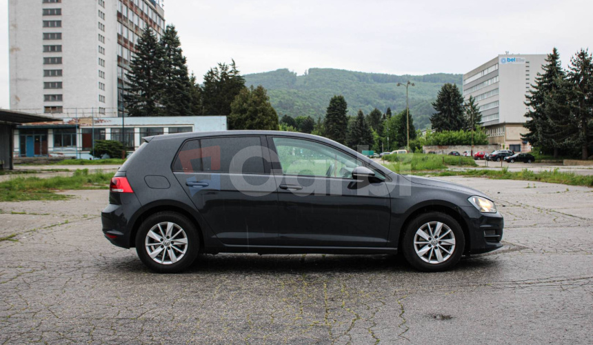 Volkswagen Golf 1.6 TDI BMT 110k Trendline EU6