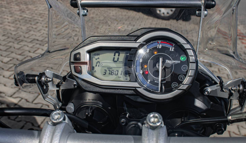 Triumph Tiger 800 XC