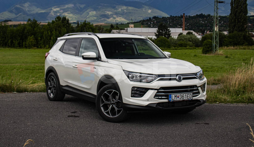 SsangYong Korando 4X4 1.5 LPG M6 Virtual, Kamera, Carplay, Android Auto, Ťažné