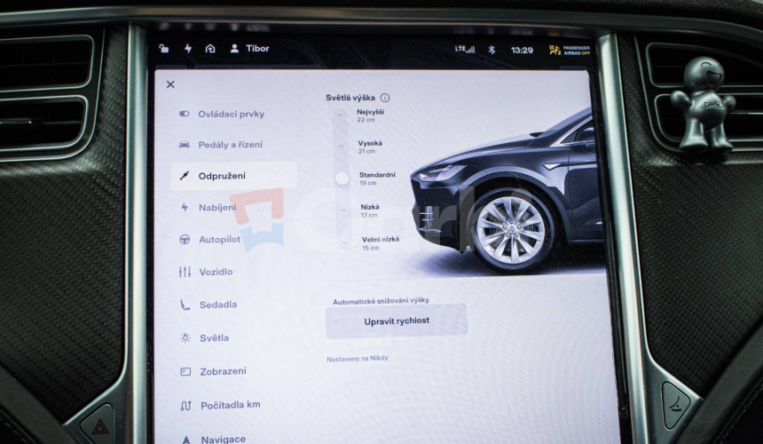 Tesla Model X 90D Premium 7-miestne, Free Supercharger SC01, Carbon, ťažné, odpočet DPH