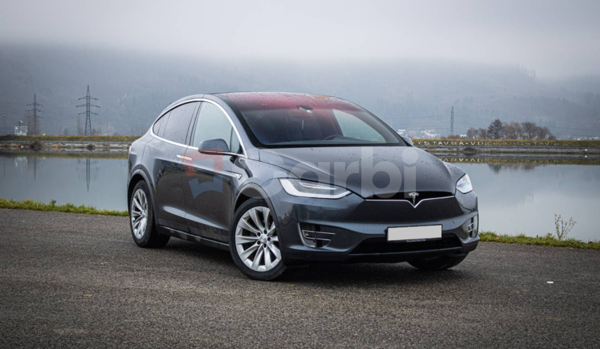Tesla Model X 90D Premium 7-miestne, Free Supercharger SC01, Carbon, ťažné, odpočet DPH