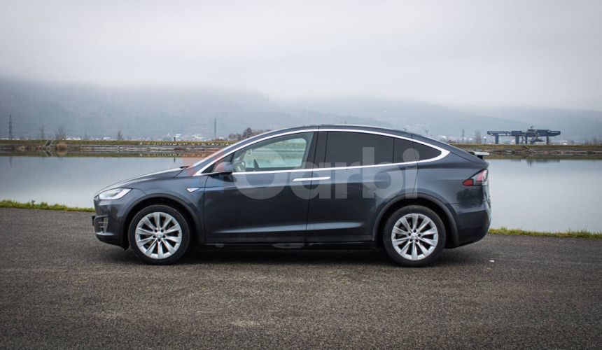 Tesla Model X 90D Premium 7-miestne, Free Supercharger SC01, Carbon, ťažné, odpočet DPH