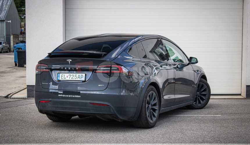 Tesla Model X 90D Premium 7-miestne, Free Supercharger SC01, Carbon, ťažné, odpočet DPH