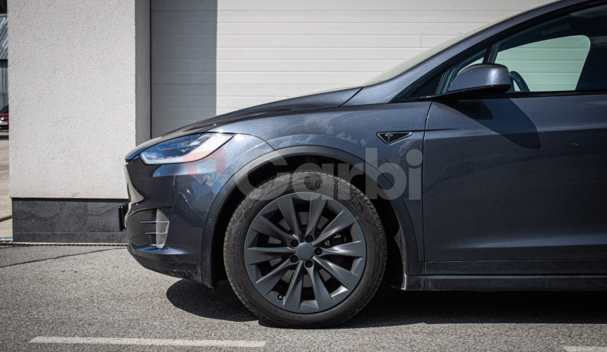 Tesla Model X 90D Premium 7-miestne, Free Supercharger SC01, Carbon, ťažné, odpočet DPH