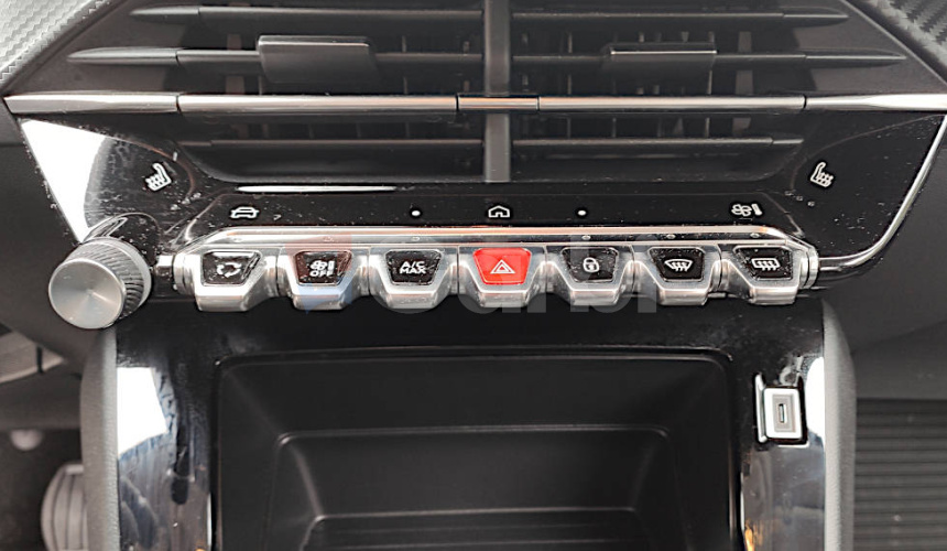 Peugeot 208 Active 1.2 75k