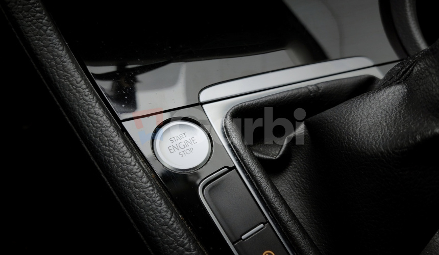 Volkswagen Golf Variant R-Line 2.0 TDI 110kW