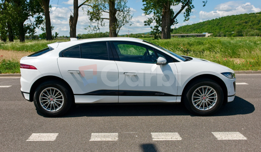 Jaguar I-Pace EV400 AWD 4x4 294kw 400 HP 90 kWh batéria