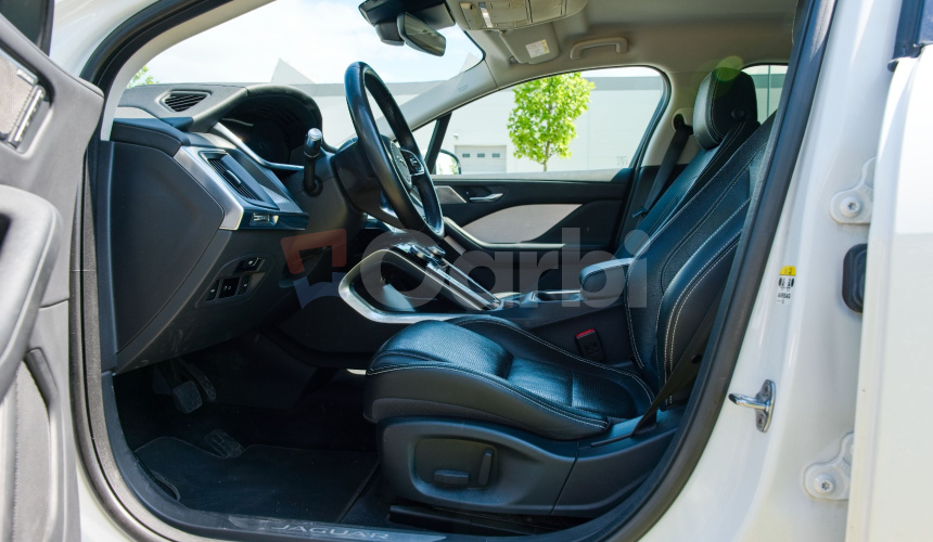 Jaguar I-Pace EV400 AWD 4x4 294kw 400 HP 90 kWh batéria