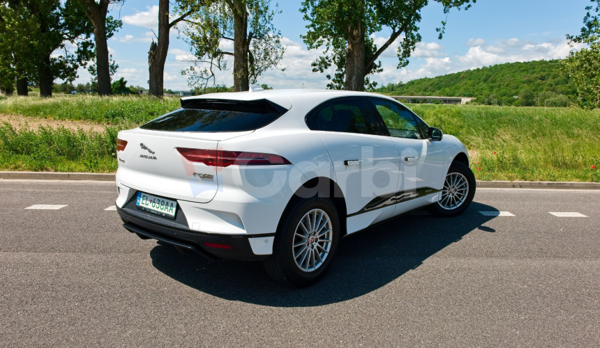 Jaguar I-Pace EV400 AWD 4x4 294kw 400 HP 90 kWh batéria