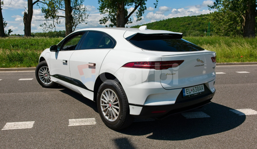 Jaguar I-Pace EV400 AWD 4x4 294kw 400 HP 90 kWh batéria