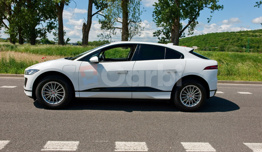 Jaguar I-Pace EV400 AWD 4x4 294kw 400 HP 90 kWh batéria