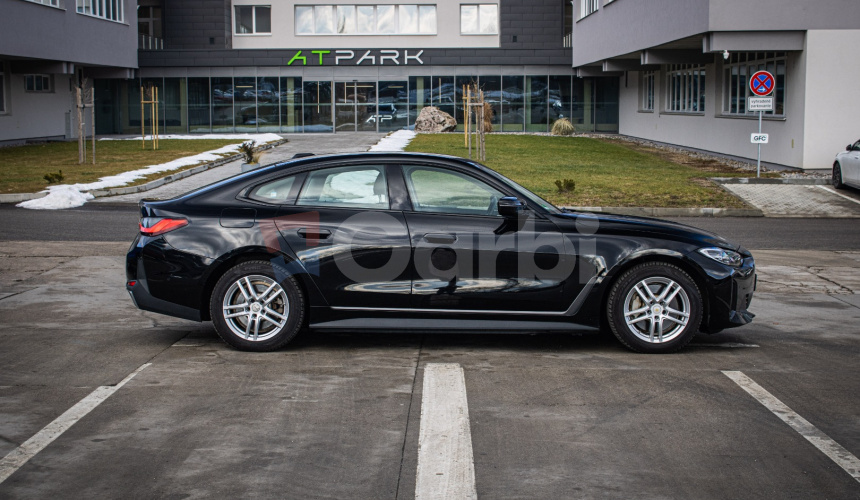 BMW i4 eDrive 40 SOH 95%, Nelakované, HUD, Harman, Odvetrávané sedadlá, DPH