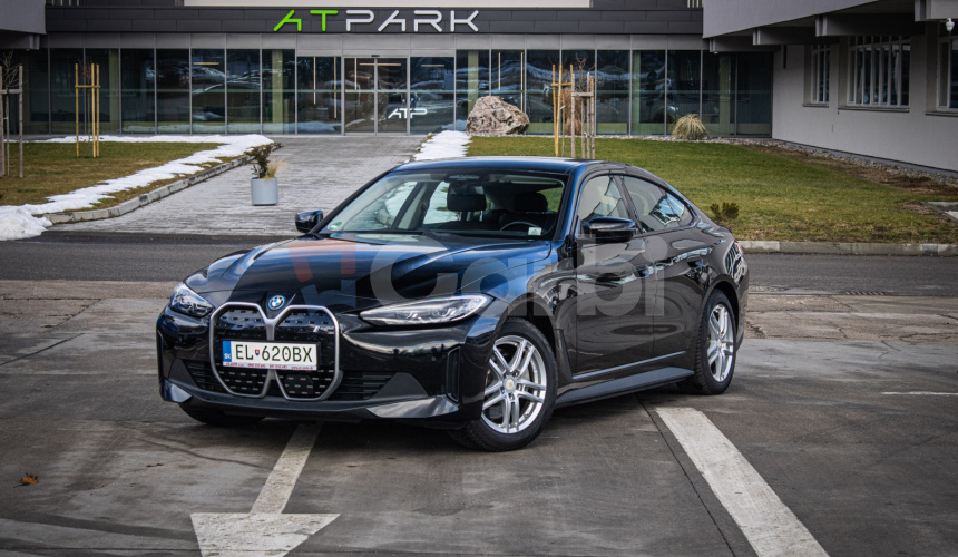 BMW i4 eDrive 40 SOH 95%, Nelakované, HUD, Harman, Odvetrávané sedadlá, DPH