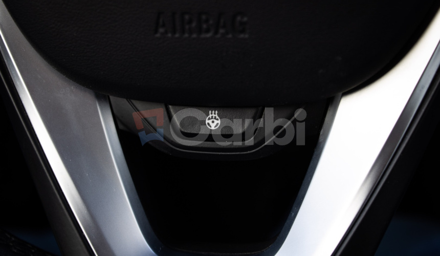 BMW i4 eDrive 40 SOH 95%, Nelakované, HUD, Harman, Odvetrávané sedadlá, DPH