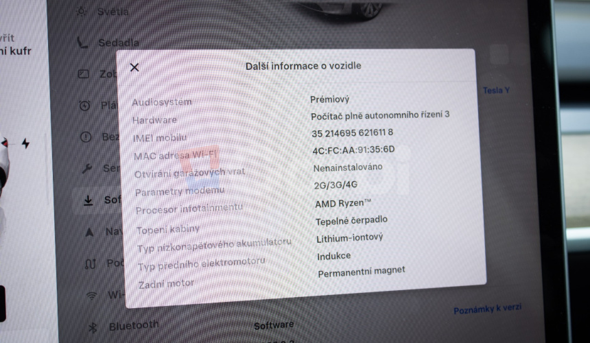 Tesla Model Y Long Range Ryzen, R20, SOH 92%, nelakované, Matrix, 4x dvojité sklá, DPH