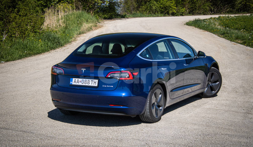 Tesla Model 3 Long Range 75 kWh, Premium Audio, 4x4, ťažné zariadenie, odpočet DPH