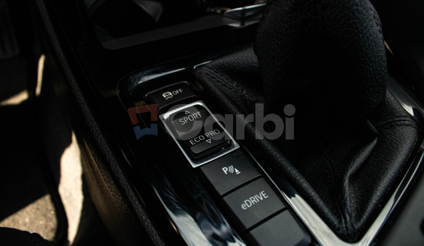 BMW X1 xDrive25e