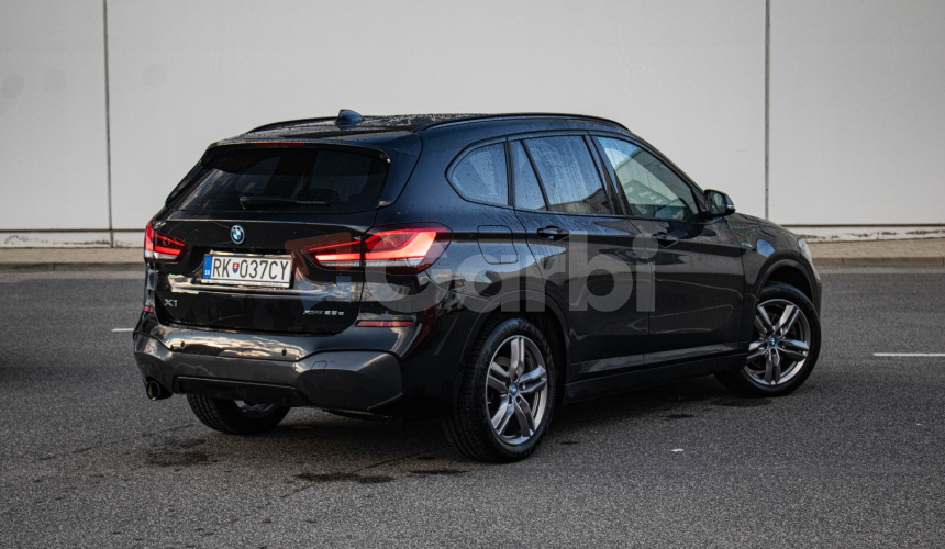 BMW X1 xDrive25e