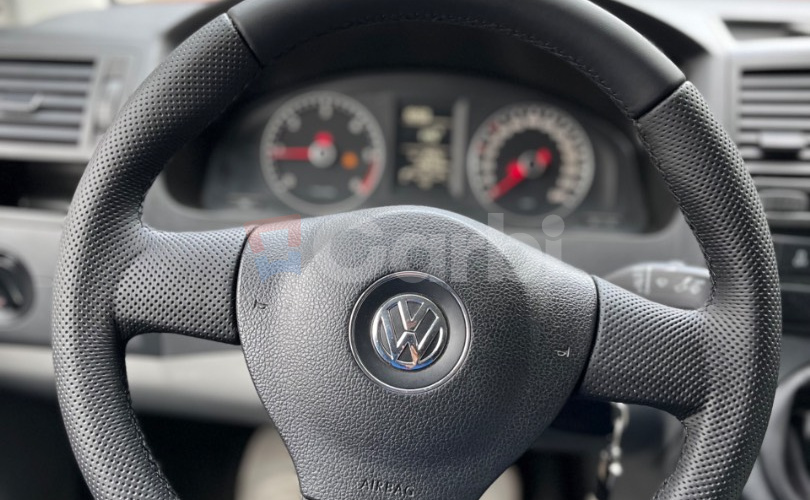 Volkswagen Transporter T5 2.0 TDI 102k LR