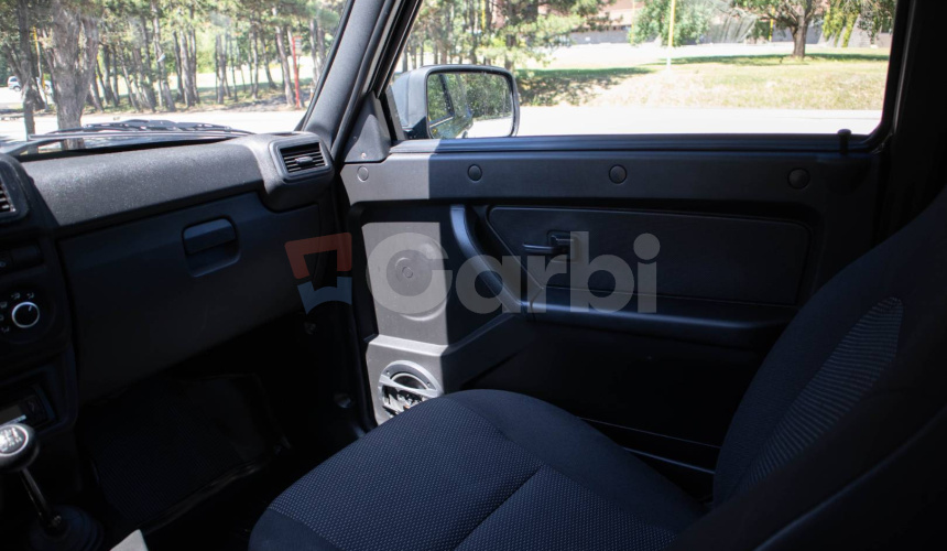 Lada Niva Bronto